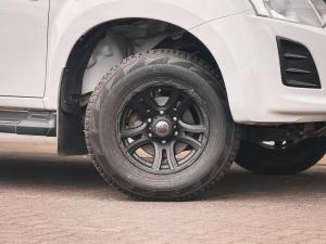 Isuzu D-Max 250 double cab Hi-Ride - Image 4