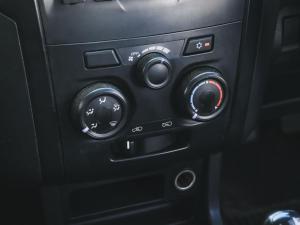 Isuzu D-Max 250 double cab Hi-Ride - Image 25