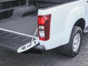 Isuzu D-Max 250 double cab Hi-Ride - Image 12