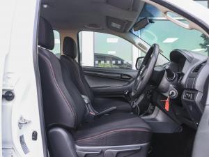 Isuzu D-Max 250 double cab Hi-Ride - Image 17