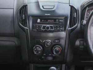 Isuzu D-Max 250 double cab Hi-Ride - Image 24