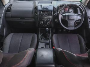 Isuzu D-Max 250 double cab Hi-Ride - Image 26