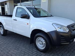 Isuzu D-Max Gen 6 250 single cab Fleetside safety - Image 1
