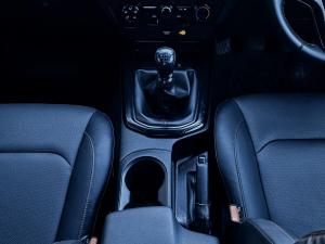 Isuzu D-Max 1.9TD double cab LS X-Rider manual - Image 12