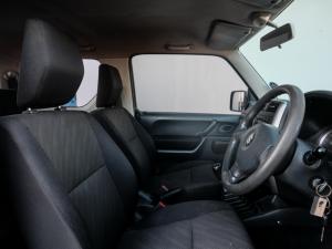 Suzuki Jimny 1.3 - Image 6