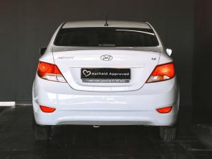 Hyundai Accent sedan 1.6 Motion - Image 10