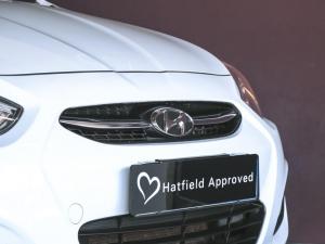 Hyundai Accent sedan 1.6 Motion - Image 2