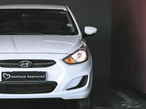 Hyundai Accent sedan 1.6 Motion - Image 6
