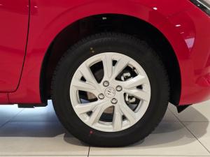 Suzuki Swift 1.2 GL+ auto - Image 15