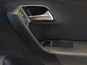 Volkswagen Polo Vivo hatch 1.4 Trendline - Image 12