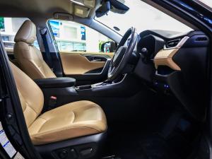 Toyota RAV4 2.5 VX AWD - Image 11