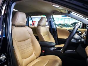 Toyota RAV4 2.5 VX AWD - Image 13