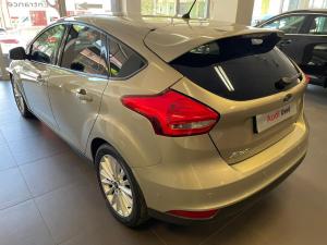 Ford Focus hatch 1.0T Ambiente - Image 4