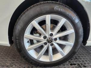 Volkswagen Polo Vivo hatch 1.6 Style - Image 8