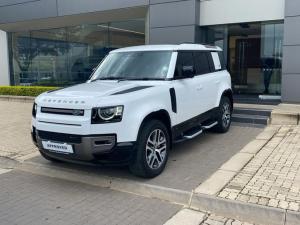 Land Rover Defender 110 D300 X-Dynamic HSE - Image 3