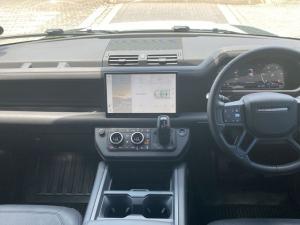 Land Rover Defender 110 D350 X-Dynamic HSE - Image 23