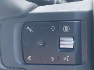 Land Rover Defender 110 D350 X-Dynamic HSE - Image 14