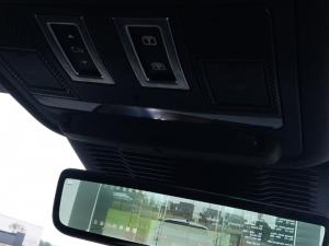 Land Rover Range Rover Evoque D200 R-Dynamic SE - Image 21