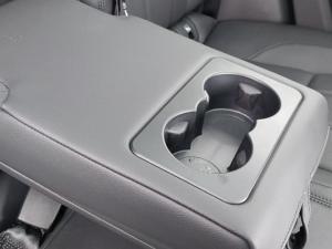 Land Rover Range Rover Evoque D200 R-Dynamic SE - Image 30