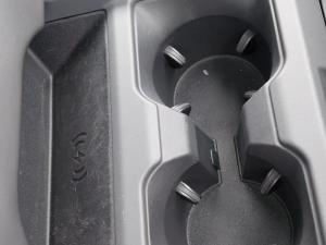 Land Rover Defender 110 D350 X-Dynamic HSE - Image 13