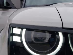 Land Rover Defender 110 D350 X-Dynamic HSE - Image 18