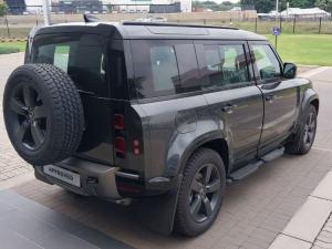 Land Rover Defender 110 D250 X-Dynamic SE - Image 6
