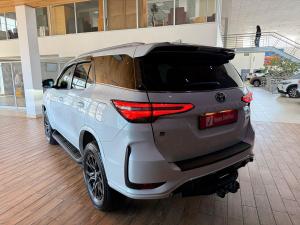 Toyota Fortuner 2.8GD-6 4x4 GR-Sport - Image 4