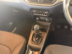 Toyota Starlet 1.5 Xi - Image 16