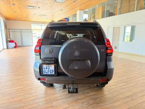 Toyota Land Cruiser Prado 4.0 VX - Image 5
