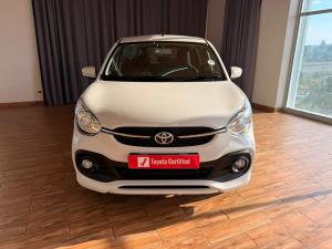 Toyota Vitz 1.0 XR manual - Image 2