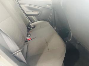 Toyota Vitz 1.0 XR manual - Image 10