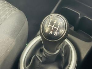 Toyota Vitz 1.0 XR manual - Image 23