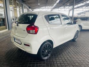 Toyota Vitz 1.0 XR manual - Image 7