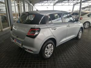 Suzuki Swift 1.2 GL - Image 6