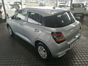 Suzuki Swift 1.2 GL - Image 5