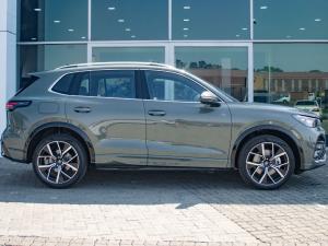 Volkswagen Tiguan 2.0TDI R-Line 4Motion - Image 3