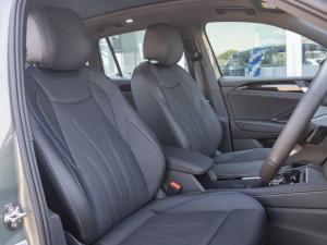 Volkswagen Tiguan 2.0TDI R-Line 4Motion - Image 7