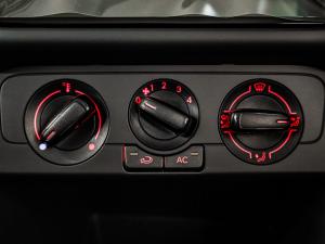 Volkswagen Polo Vivo hatch 1.4 - Image 11