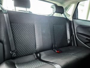 Volkswagen Polo Vivo hatch 1.4 - Image 15