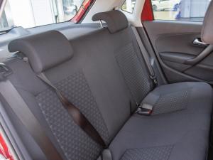 Volkswagen Polo Vivo hatch 1.4 - Image 8