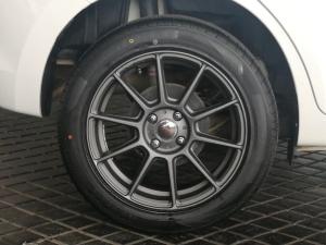 Suzuki Swift 1.2 GL - Image 24