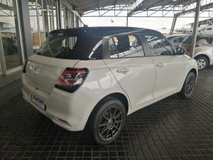 Suzuki Swift 1.2 GL - Image 7