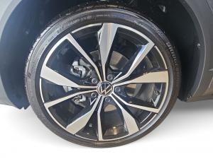 Volkswagen T-Roc 2.0TSI 4Motion R-Line - Image 15