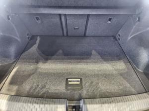 Volkswagen T-Roc 2.0TSI 4Motion R-Line - Image 9