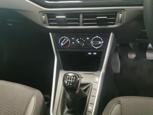 Volkswagen Polo hatch 1.0TSI Life manual - Image 16