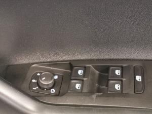 Volkswagen Polo hatch 1.0TSI Life manual - Image 24