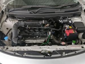 Suzuki Baleno 1.5 GL manual - Image 17