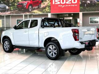 Isuzu D-Max 1.9TD Extended cab LS manual