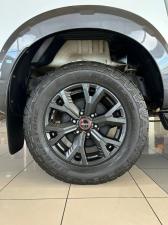 Isuzu D-Max 3.0TD double cab V-Cross 4x4 - Image 11