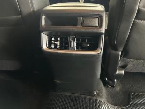 Isuzu D-Max 3.0TD double cab V-Cross 4x4 - Image 21